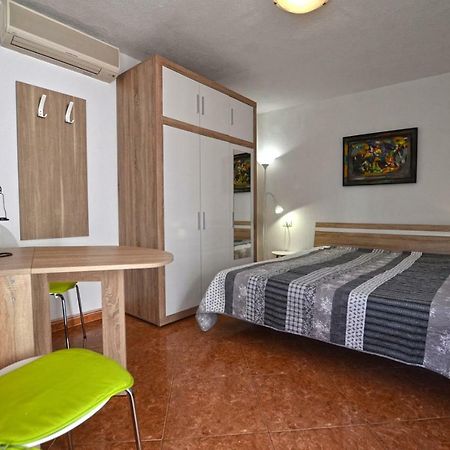 Yulia Apartments Rovinj Exterior foto